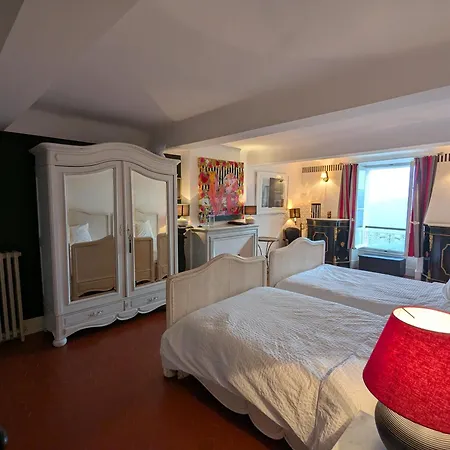 Les Chapeliers 3* Claviers